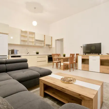 Premium By Hi5 - Elegant Apartamento Budapest