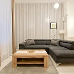 Premium By Hi5 - Elegant *